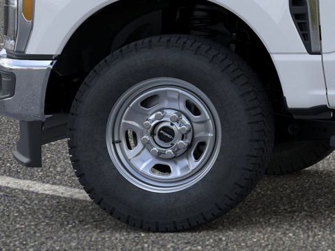 New 2026 Ford F350 XL w/ FX4 Off-Road Package image 19