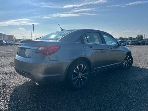 Used 2013 Chrysler 200 Limited w/ Sun/Sound Group FWD image 13