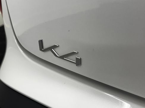 Used 2025 Kia K4 FWD image 7