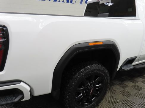 Used 2025 GMC Sierra 3500 AT4 w/ AT4 Premium Plus Package image 38