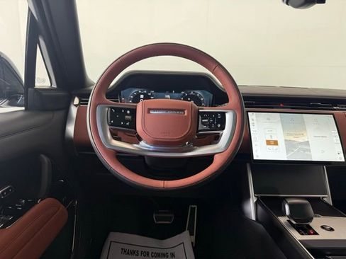 New 2025 Land Rover Range Rover SV image 20