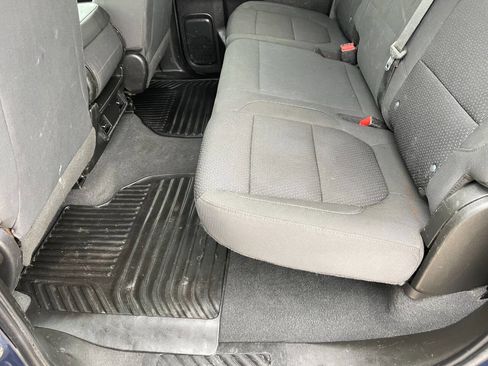 Used 2020 Chevrolet Silverado 2500 Custom w/ Custom Value Package image 22