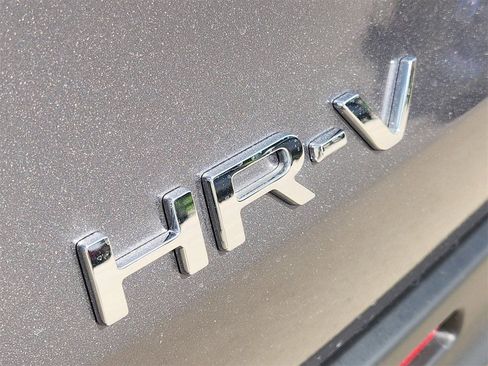 New 2026 Honda HR-V LX image 7