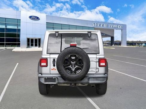 Used 2021 Jeep Wrangler Unlimited Sport w/ Sun And Sound Package AWD/4WD image 3
