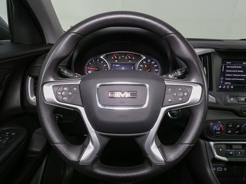 Used 2024 GMC Terrain SLE w/ Driver Convenience Package AWD/4WD image 28
