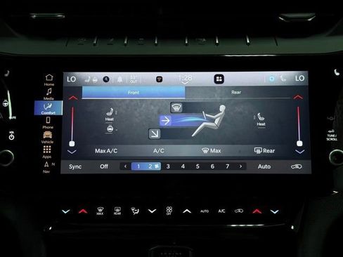 New 2026 Jeep Grand Cherokee L Limited w/ Limited Altitude Package AWD/4WD image 40