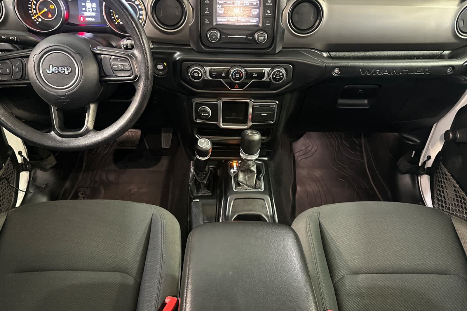 Used 2021 Jeep Wrangler Unlimited Sport AWD/4WD image 4