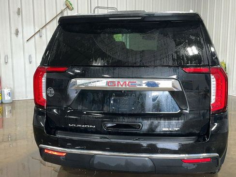 Used 2022 GMC Yukon SLT w/ SLT Luxury Package AWD/4WD image 6