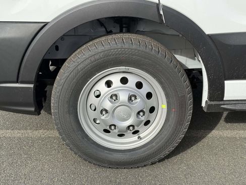 New 2026 Ford Transit 250 Low Roof w/ Load Area Protection Package RWD image 9