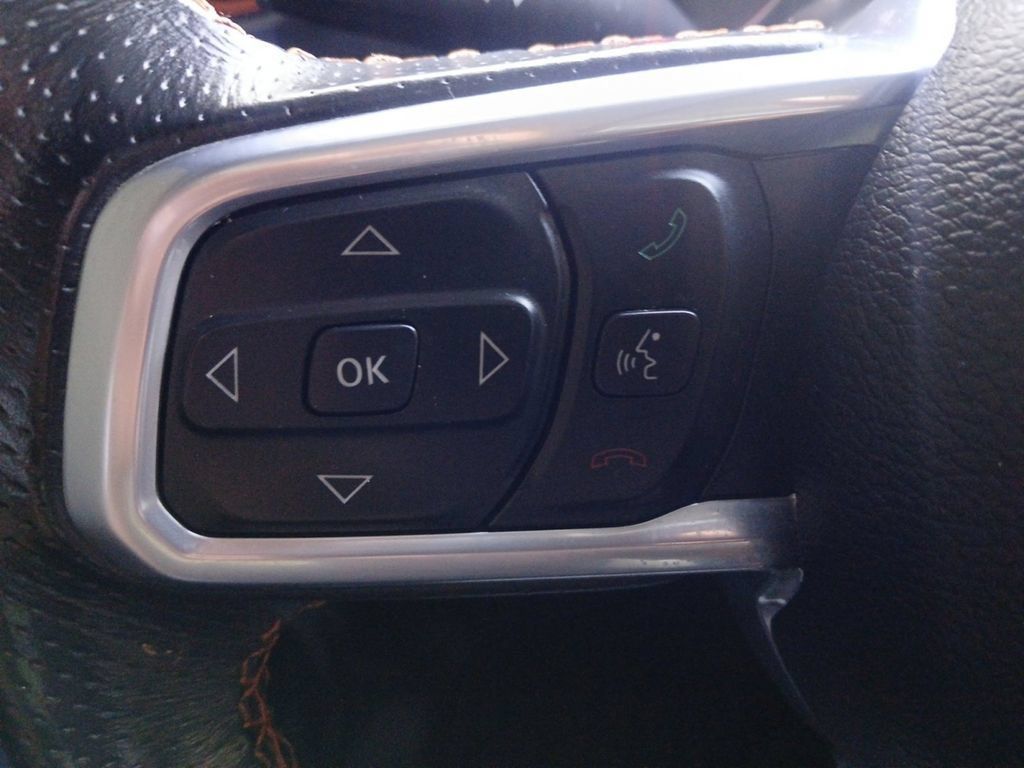 Used 2021 Jeep Gladiator Mojave AWD/4WD image 11