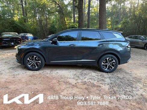 Certified 2024 Kia Sportage EX FWD image 7