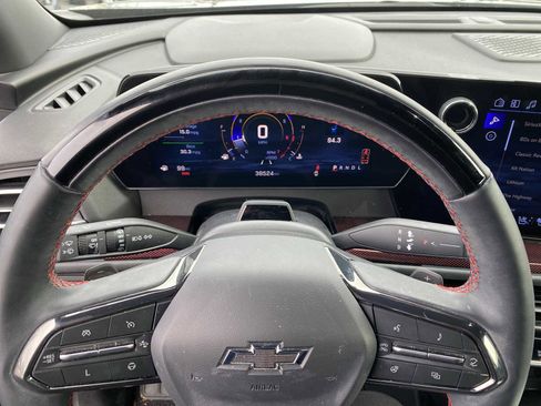 Used 2024 Chevrolet Traverse RS image 20