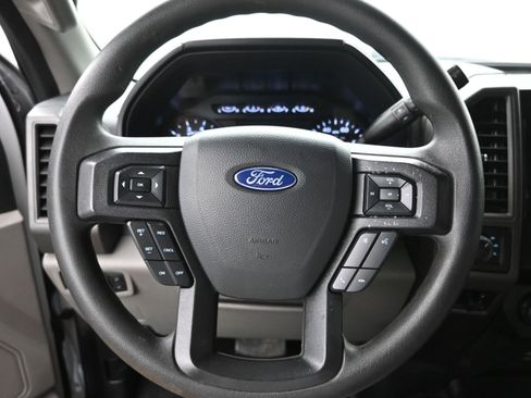 Used 2022 Ford F250 XL w/ Power Equipment Group AWD/4WD image 13