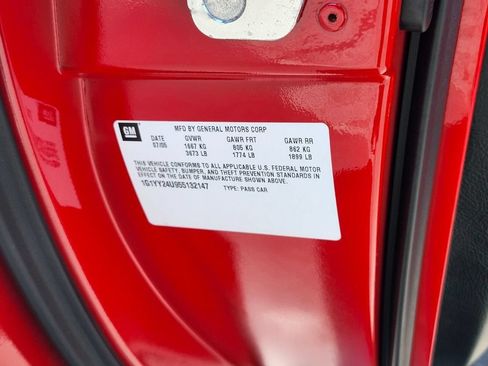 Used 2005 Chevrolet Corvette Coupe w/ Preferred Equipment Group RWD image 23