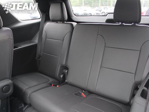 Used 2022 Chevrolet Traverse Premier w/ Redline Edition AWD/4WD image 27