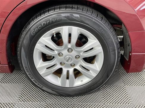 Used 2012 Nissan Altima 2.5 SL w/ 2.5SL Pkg image 33