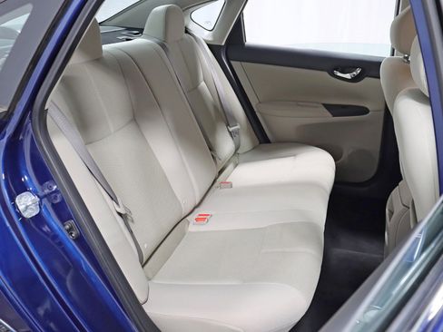Used 2017 Nissan Sentra S image 25
