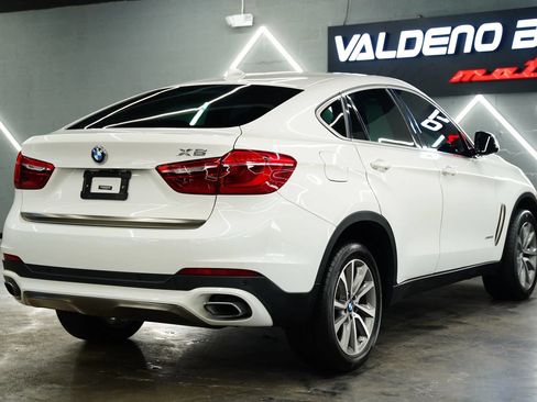 Used 2019 BMW X6 sDrive35i RWD image 24