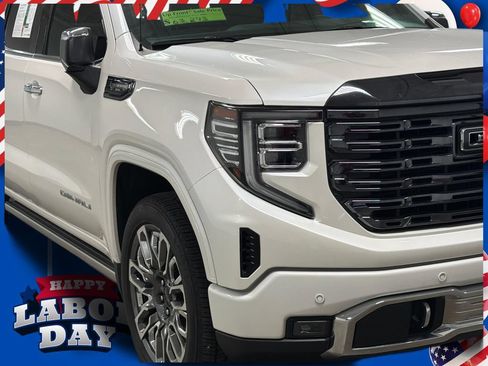 Used 2024 GMC Sierra 1500 Denali Ultimate AWD/4WD image 5