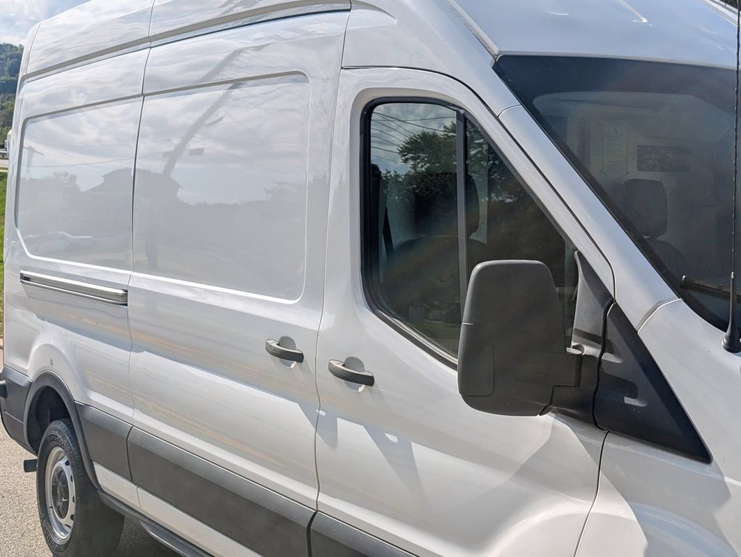 Used 2022 Ford Transit 250 148 High Roof w/ Load Area Protection Package RWD image 11