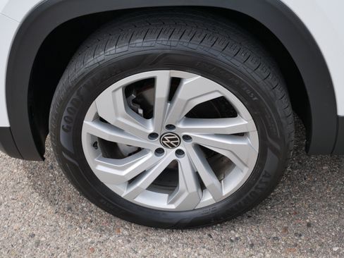 Certified 2023 Volkswagen Atlas SE AWD/4WD image 15