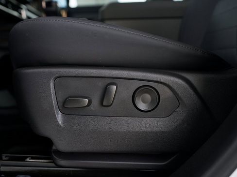 Used 2025 GMC Hummer EV 3X image 24