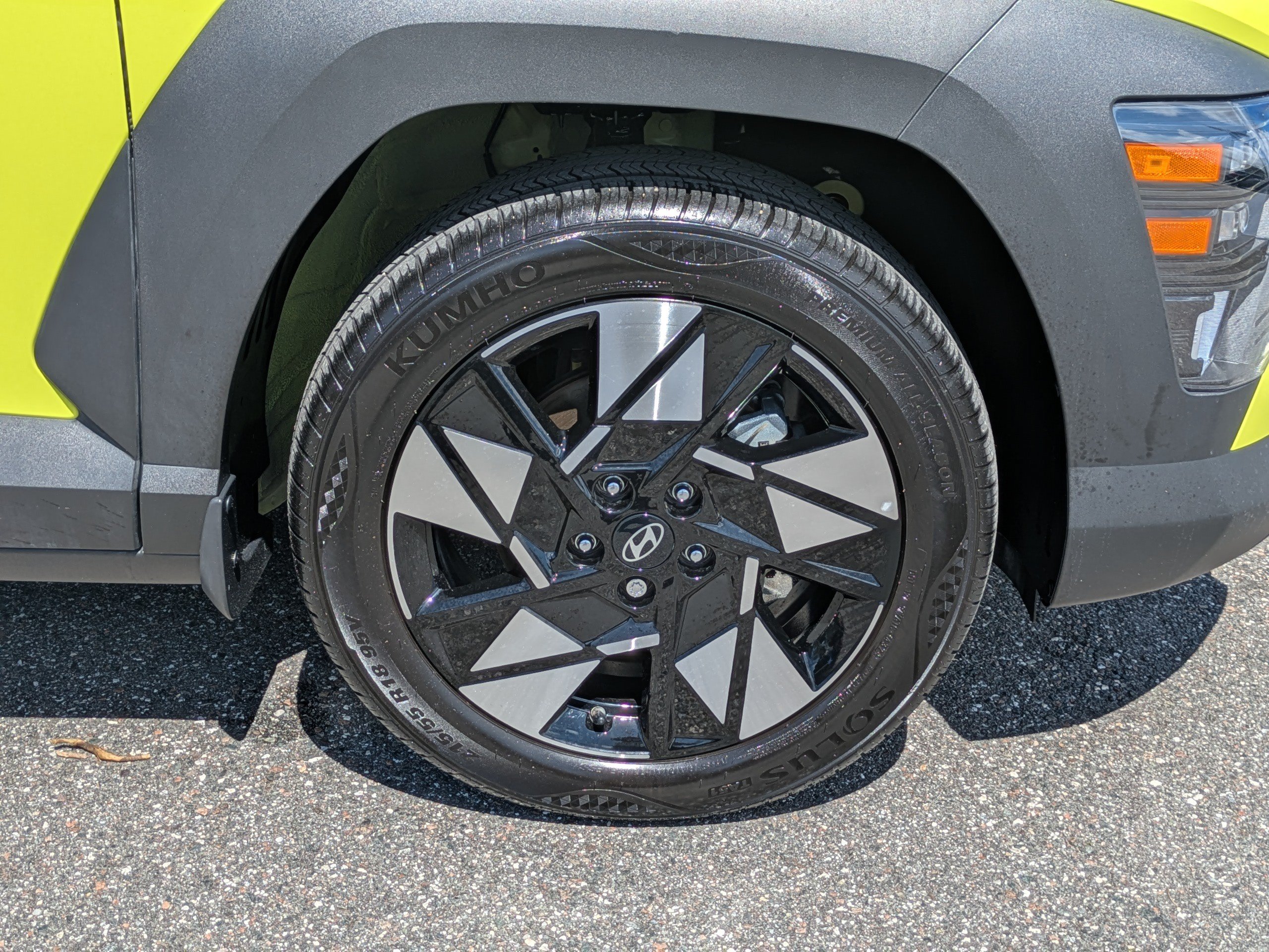 Used 2025 Hyundai Kona SEL FWD image 11