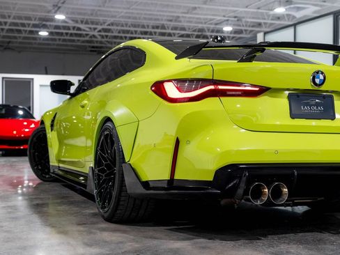 Used 2024 BMW M4 Competition RWD image 21