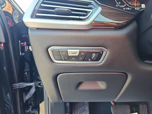 Used 2022 BMW X5 xDrive40i w/ Premium Package AWD/4WD image 36