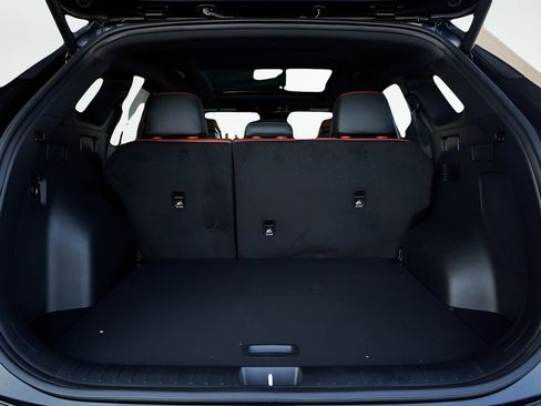 New 2026 Kia Sportage SX image 8