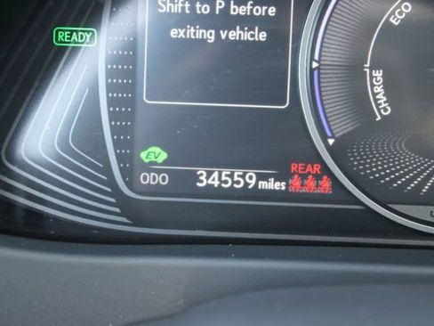 Used 2023 Lexus UX 250h FWD w/ Accessory Package (Z2) image 15