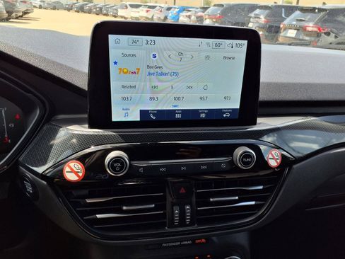 Used 2025 Ford Escape ST-Line FWD image 18