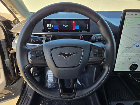 Used 2023 Ford Mustang Mach-E Select image 17