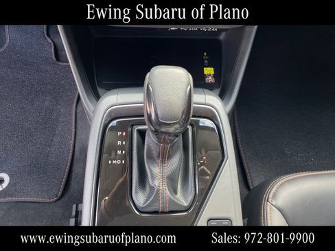 Certified 2025 Subaru Crosstrek 2.5i Limited w/ Crosstrek Mirror Package image 32