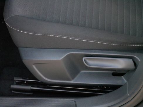 Certified 2025 Volkswagen Jetta S image 20