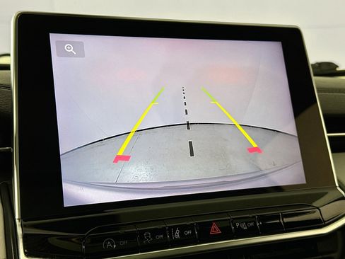 Used 2023 Jeep Compass Limited w/ Sun and Sound Group image 13