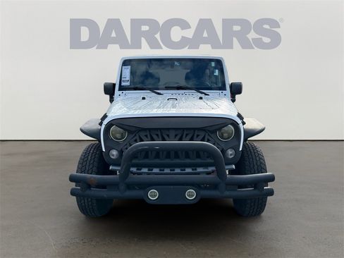 Used 2016 Jeep Wrangler Unlimited Sport image 2