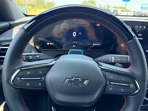 New 2027 Chevrolet Traverse RS FWD image 30