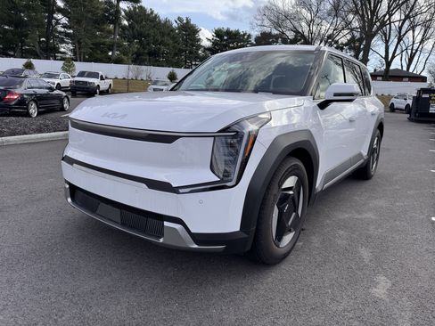 New 2026 Kia EV9 Light image 23