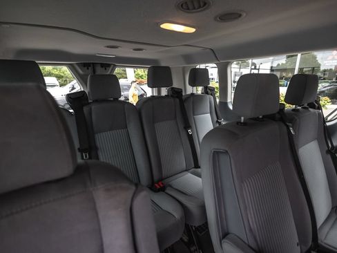 Used 2019 Ford Transit 350 XLT RWD image 30