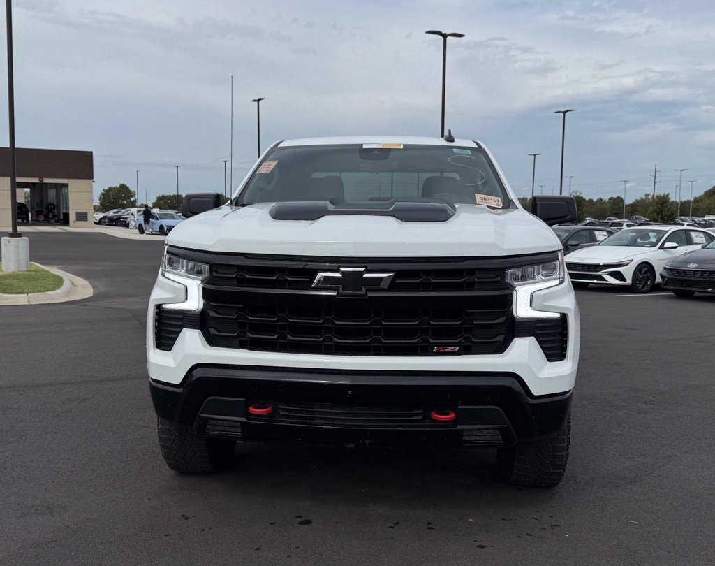 Used 2024 Chevrolet Silverado 1500 LT Trail Boss w/ Protection Package AWD/4WD image 2