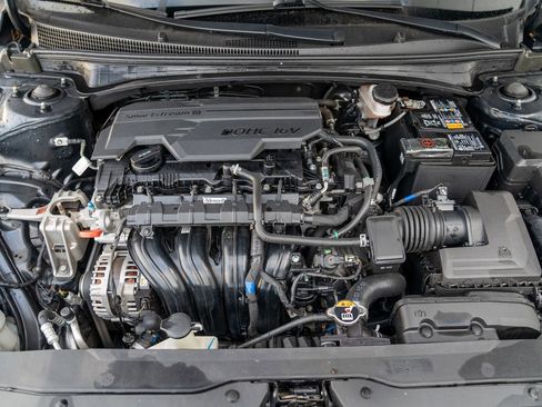 Used 2021 Hyundai Elantra SEL w/ Convenience Package image 25