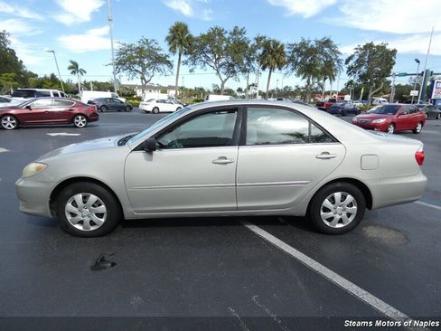 Used 2006 Toyota Camry LE image 10