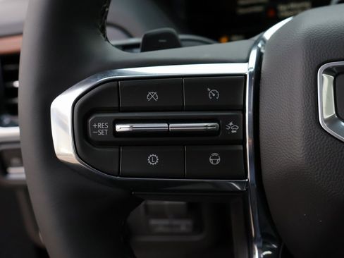 New 2026 GMC Yukon XL Denali w/ Denali Reserve Package image 41