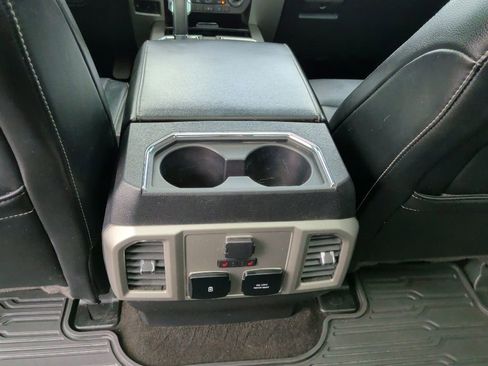 Used 2020 Ford F150 Lariat w/ Equipment Group 502A Luxury AWD/4WD image 45