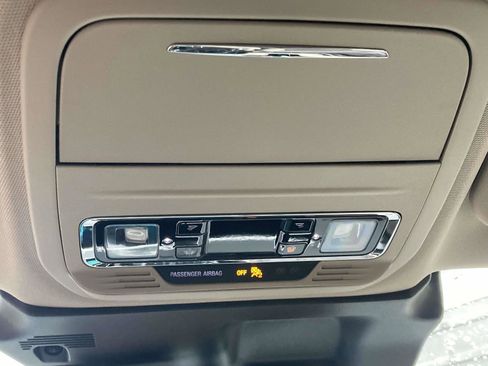 New 2026 Lincoln Corsair Premiere image 27