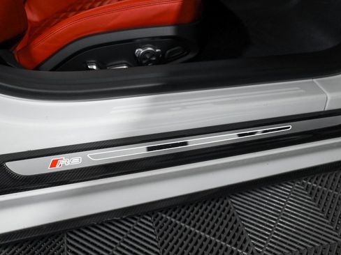 Used 2018 Audi R8 V10 plus image 28