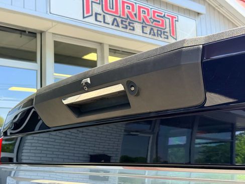 Used 2022 Ford F350 Platinum AWD/4WD image 9