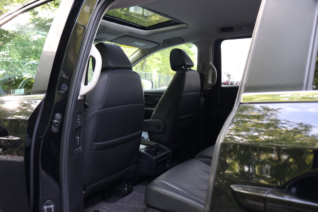 Used 2025 Honda Odyssey EX-L image 44