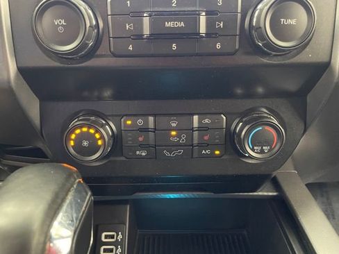 Used 2019 Ford F150 XLT w/ Equipment Group 302A Luxury AWD/4WD image 7